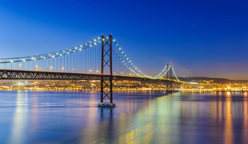 Beeld - Lisbon, Oporto and Fatima