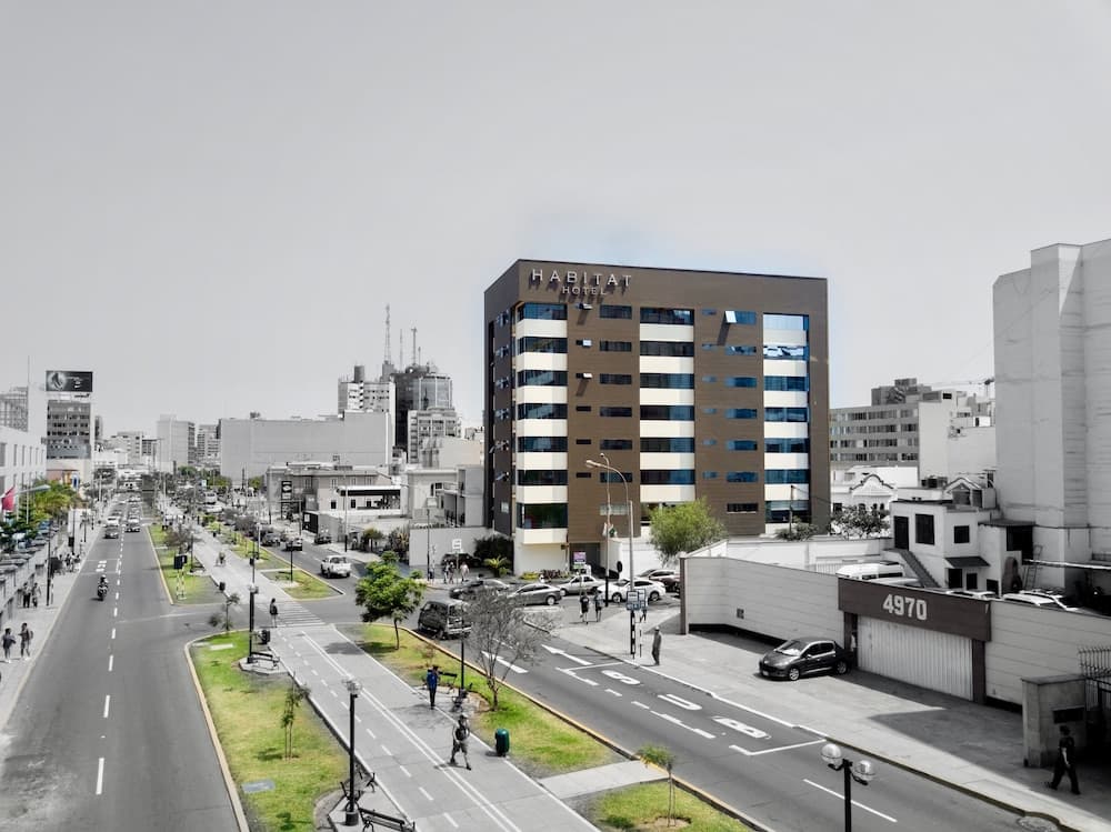 Habitat Hotel o Similar