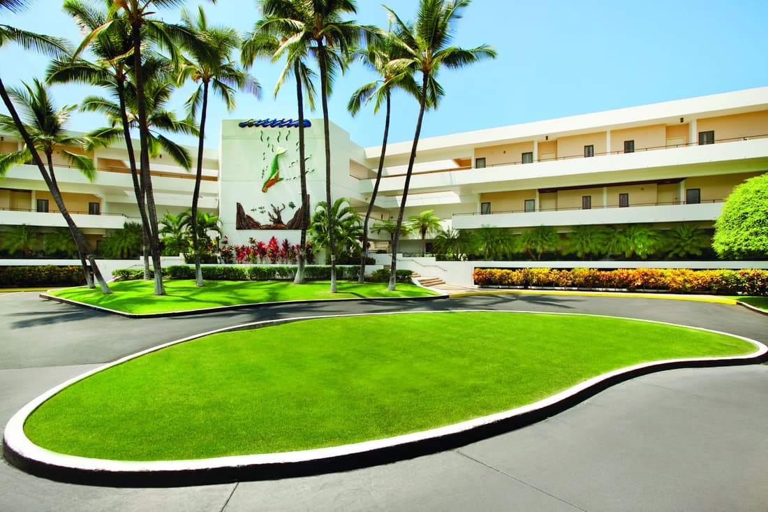Royal Sea Cliff Kona by OUTRIGGER