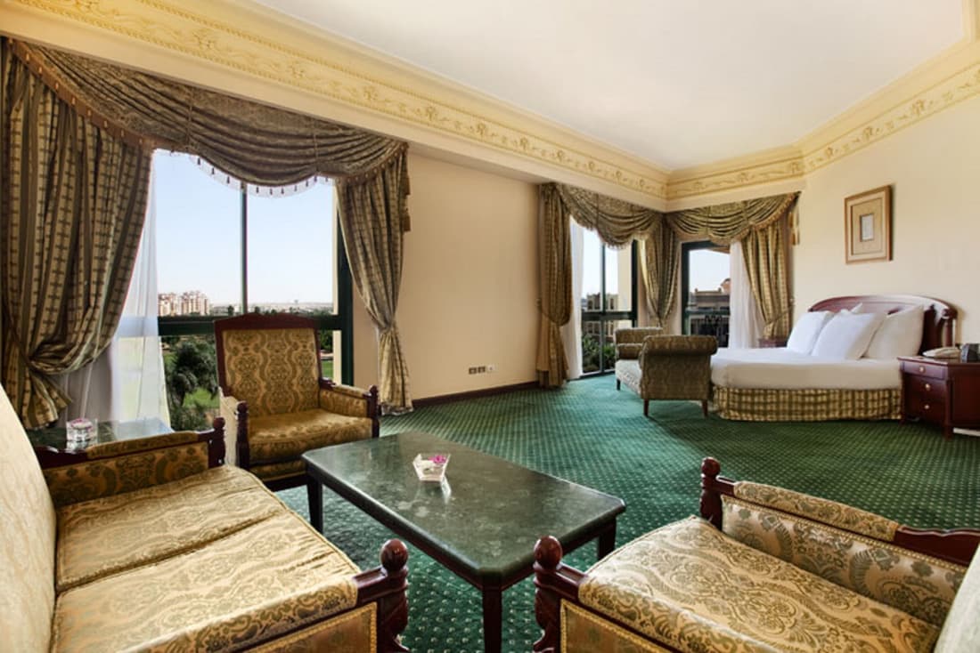 Hilton Pyramids Golf
