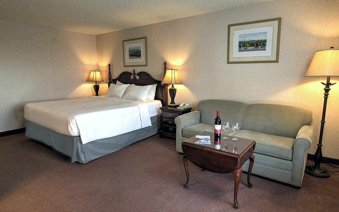 Old Orchard Inn
