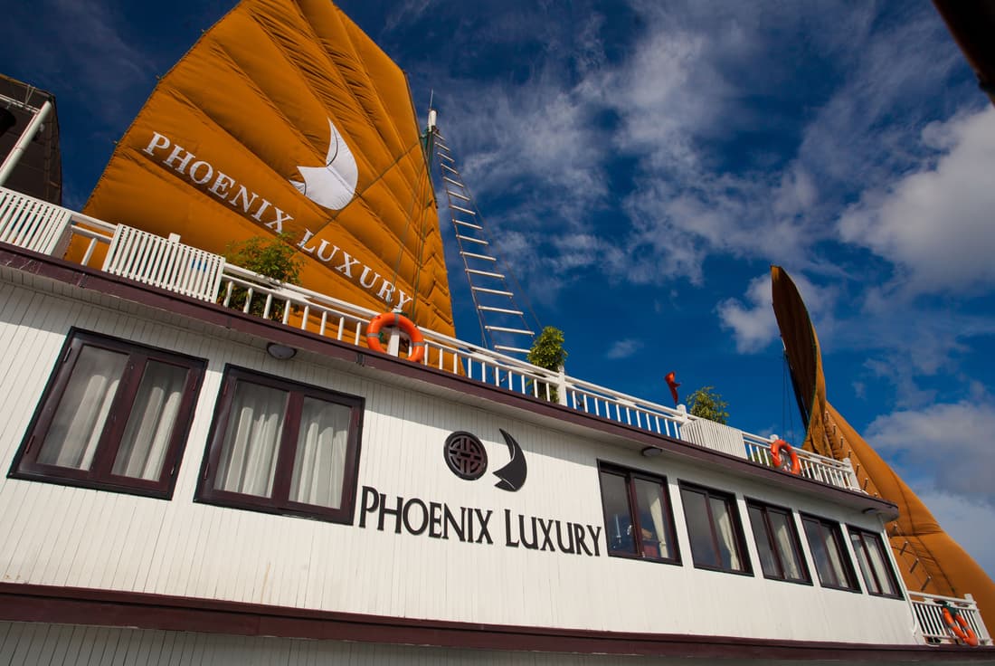 Halong Phoenix Cruiser