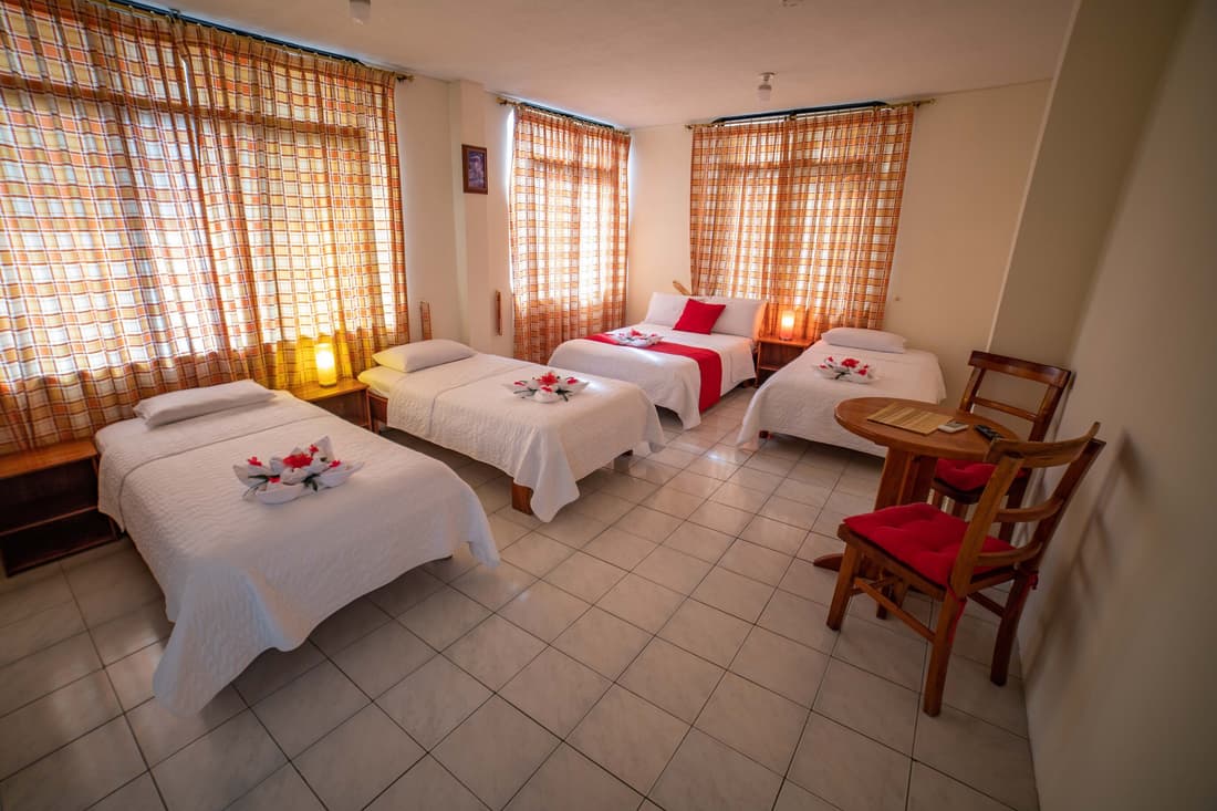 Hotel Red Booby