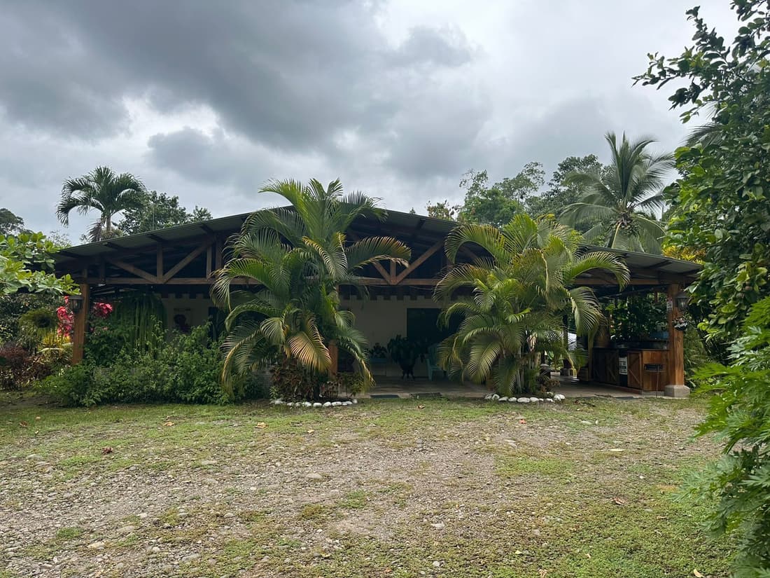 Riverside Lodge