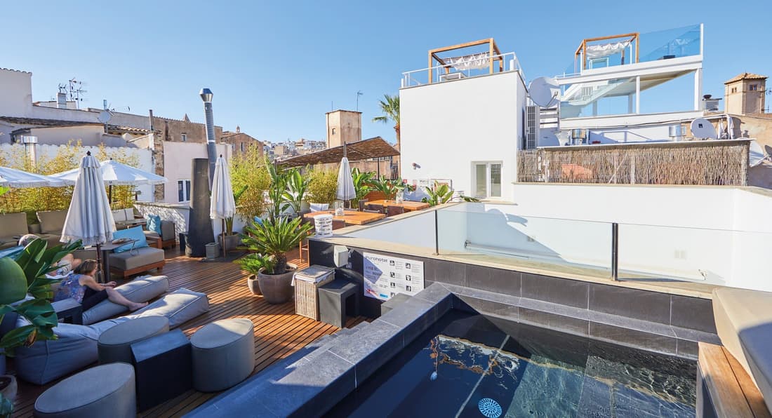 Puro Oasis Urban Hotel