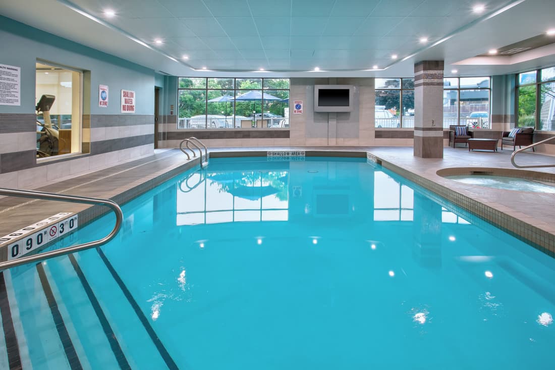 Holiday Inn Express & Suites Kingston Central by IHG