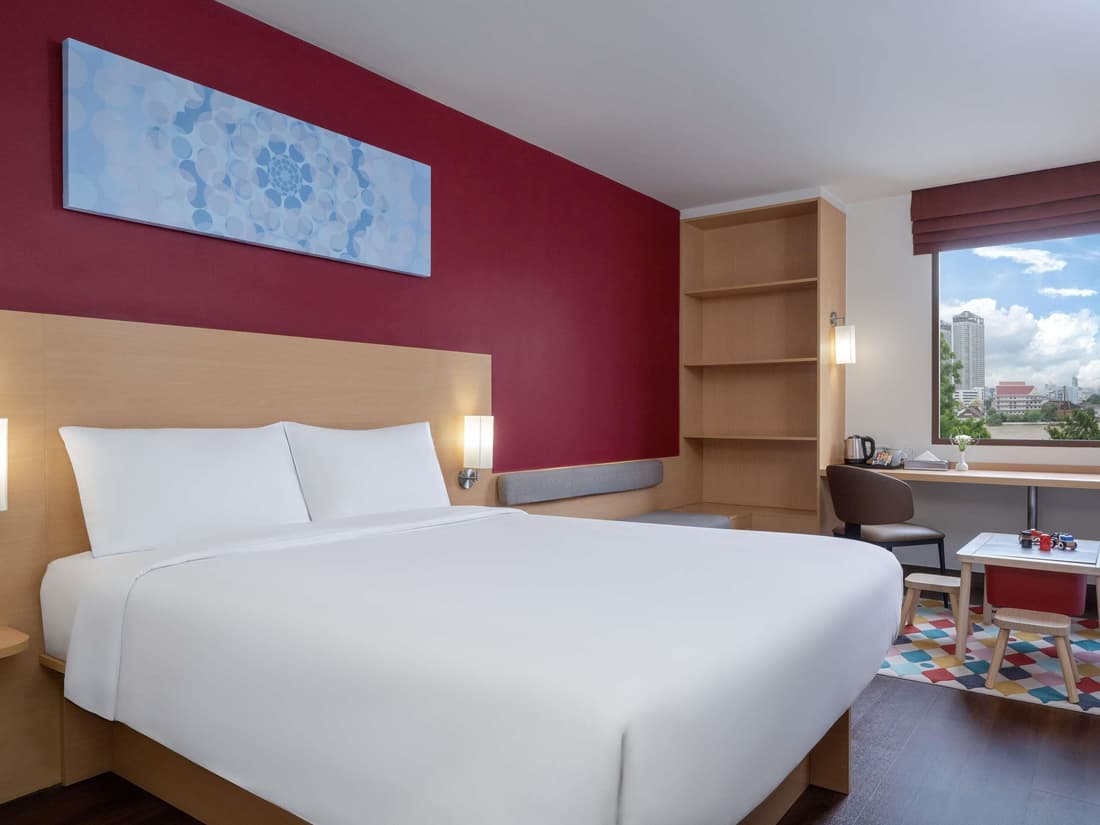 ibis Bangkok Riverside