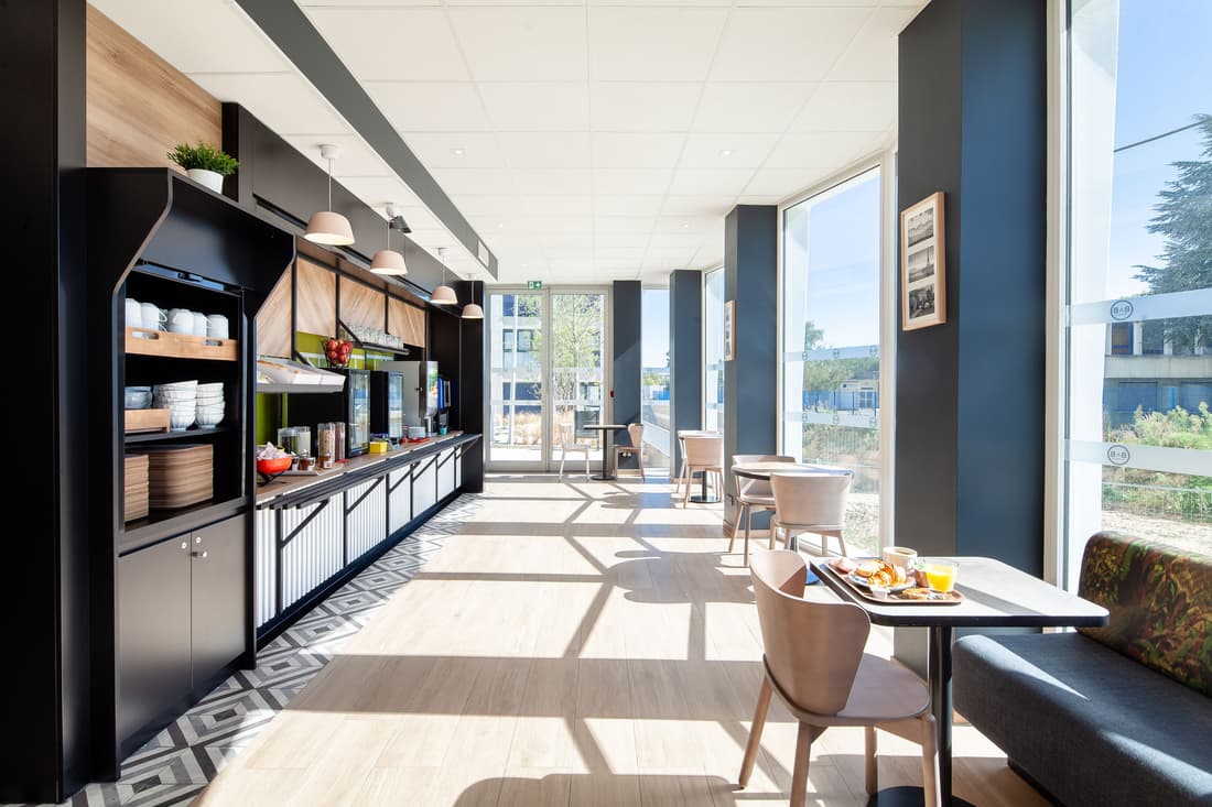 B&B HOTEL MASSY Gare TGV