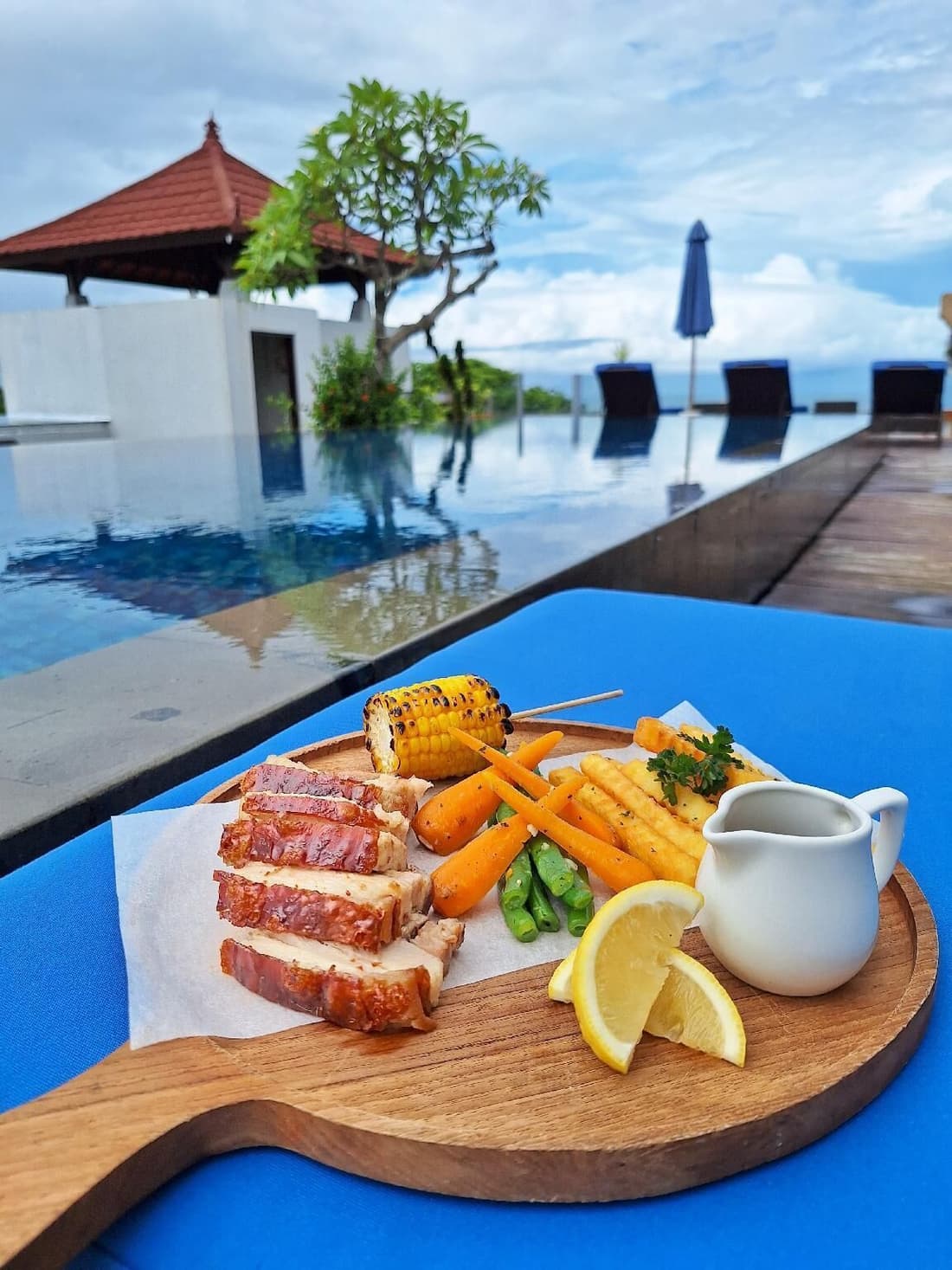 Kuta Beach Hotel