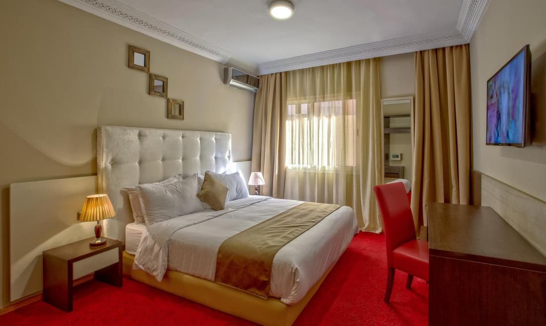 Yaad City Hotel