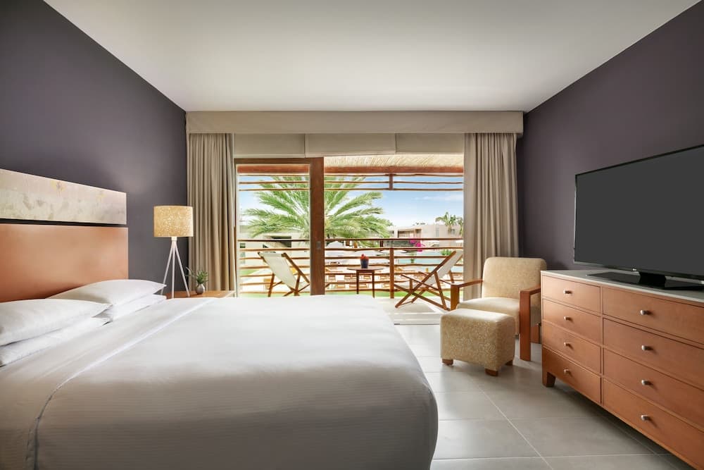 THE LEGEND PARACAS RESORT