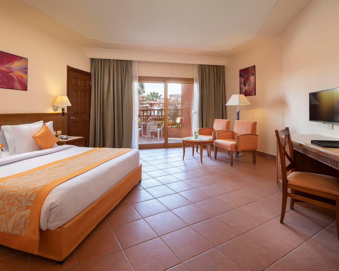 Charmillion Gardens Resort & Aqua Park - GATTINONI