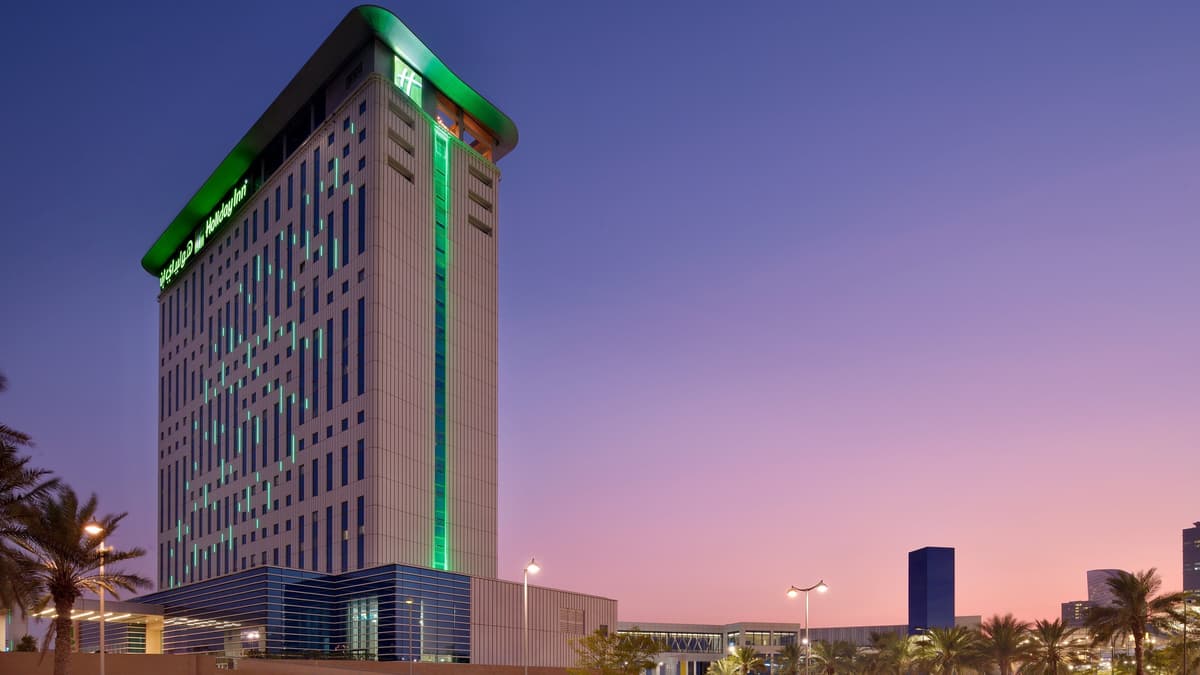 Holiday Inn & Suites Dubai Festival City by IHG