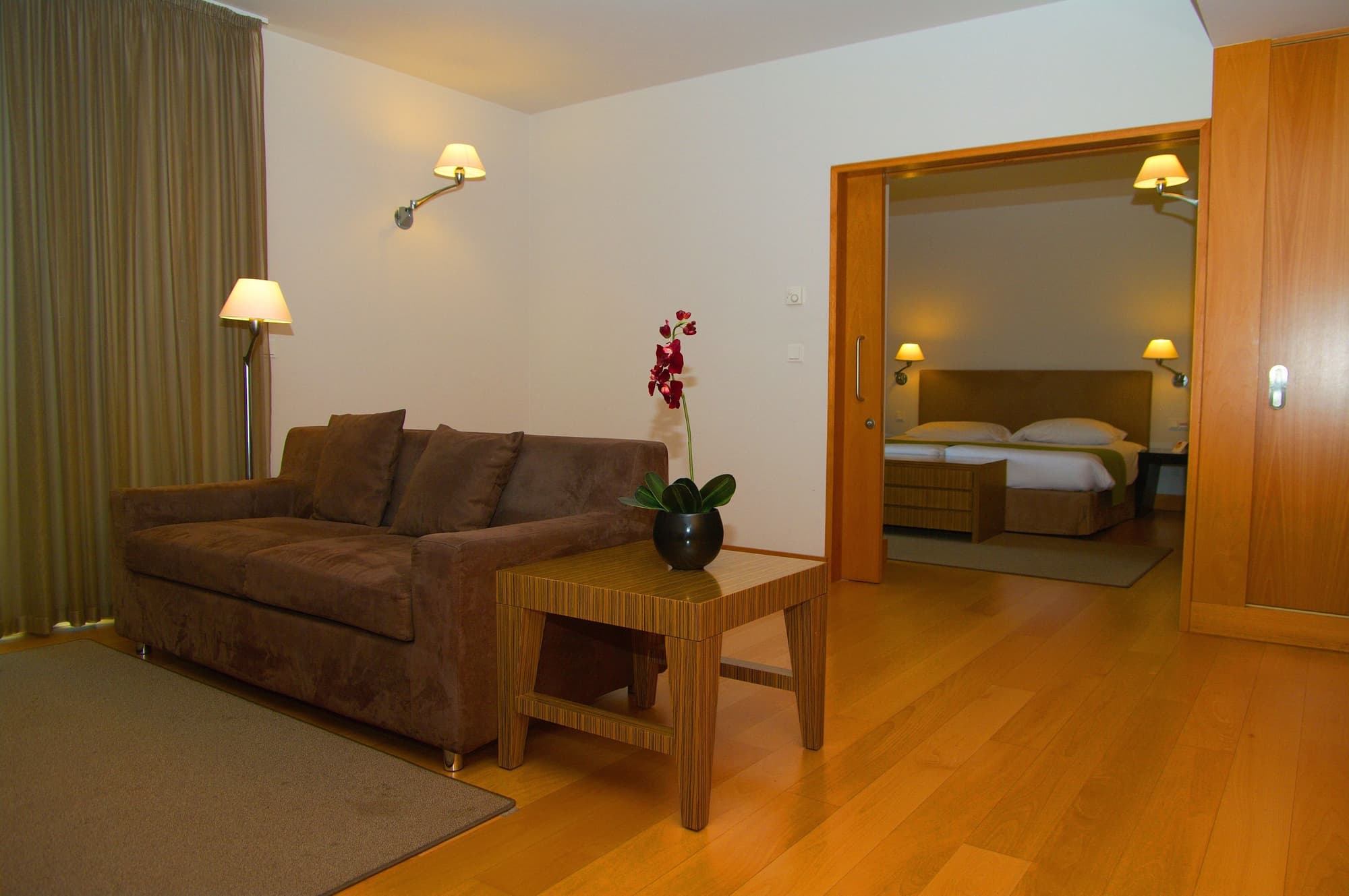 Golden Residence Hotel