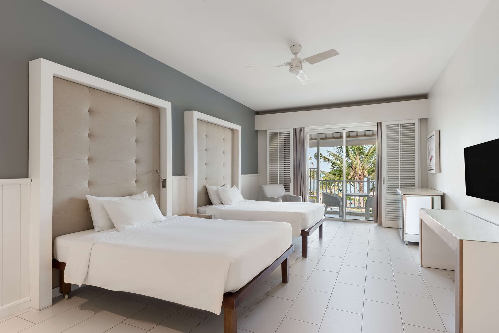 Radisson Blu Azuri Resort & Spa