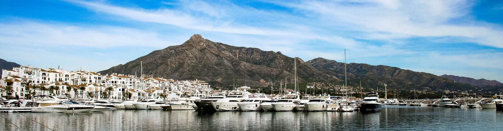 Puerto José Banús, España