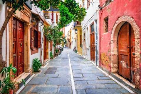 Treasures of Crete, German-speaking guide