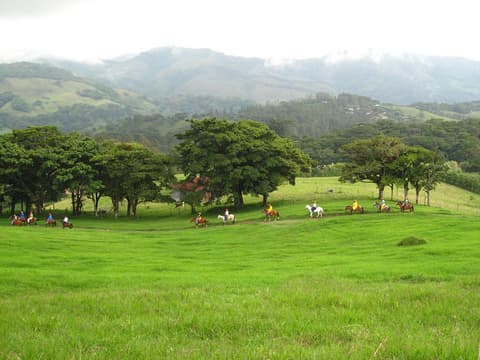 Multideporte Por Volcanes y Ríos (Bajo Petición)