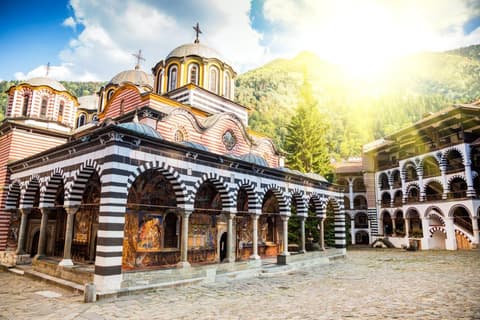 Go Local: Lo mejor de Bulgaria, Conducción por cuenta propia