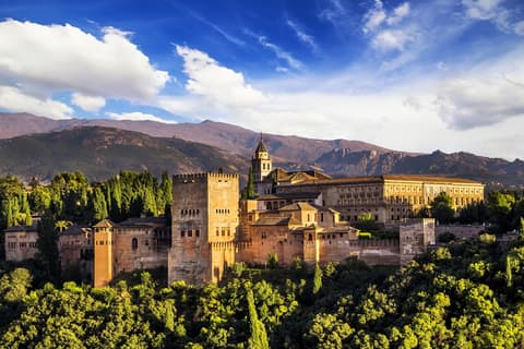 Corazón de Andalucía 11 Días, Conducción por cuenta propia