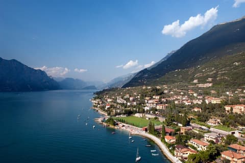 Aguas encantadoras: descubriendo los lagos de Italia, conducción por cuenta propia