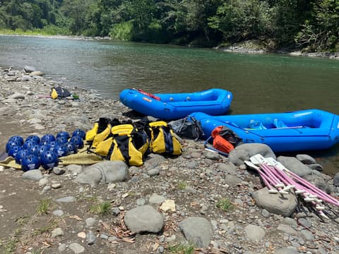 2-Day Pacuare Whitewater Rafting