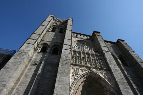 Madrid y las ciudades del Patrimonio Mundial, Conducción por cuenta propia