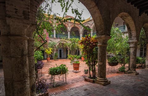 6-Day Bogotá & Cartagena – Andes to Caribbean Experience 