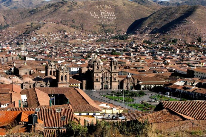 Legado del Imperio Inca — 7 días: Cusco, Valle Sagrado, Machu Picchu, Puno, guía francófono