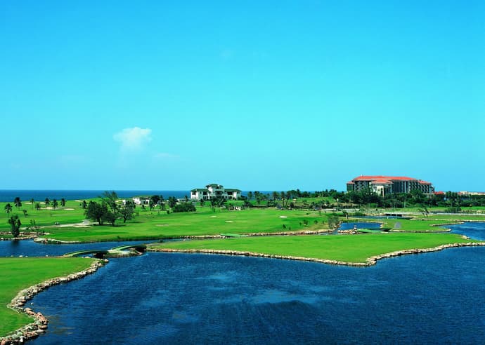Sun, Beach and Golf
