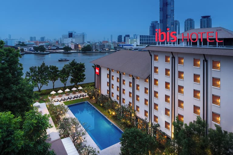 ibis Bangkok Riverside