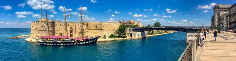 7 ليالي. إيطاليا, اليونان, مالطة