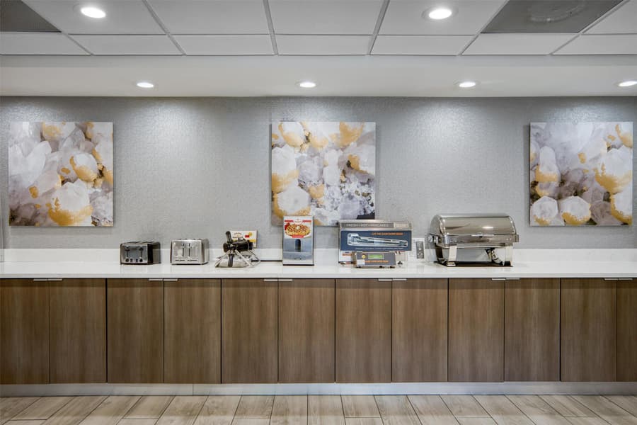 SureStay Plus Hotel by Best Western Chicago Lombard