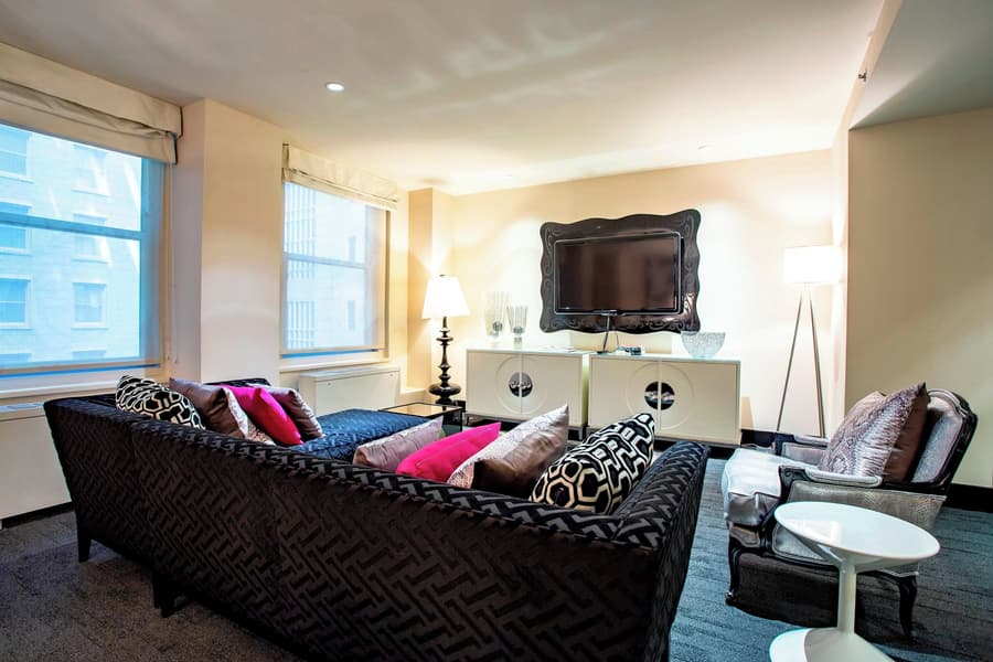 THE MIDLAND HOTEL, Chicago, a Tribute Portfolio Hotel