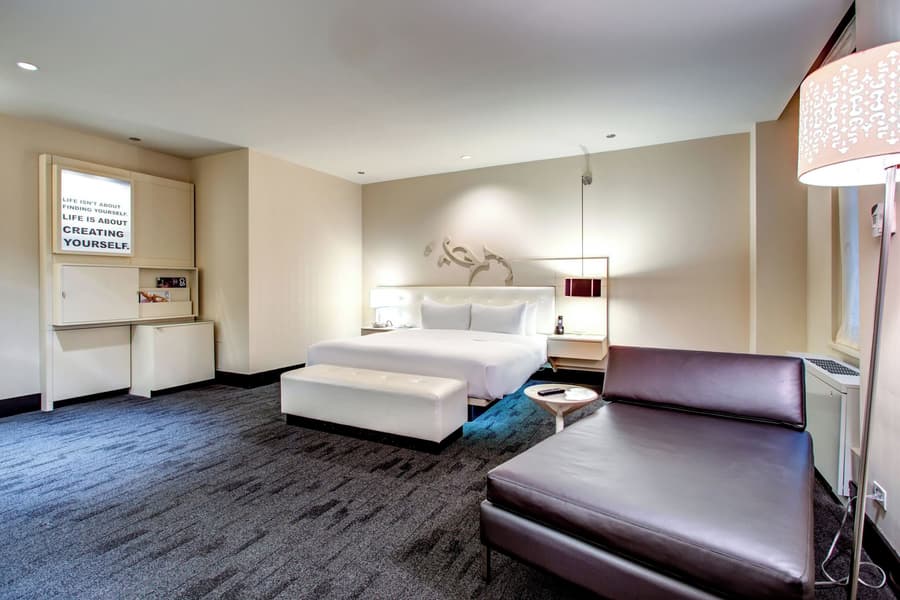 THE MIDLAND HOTEL, Chicago, a Tribute Portfolio Hotel