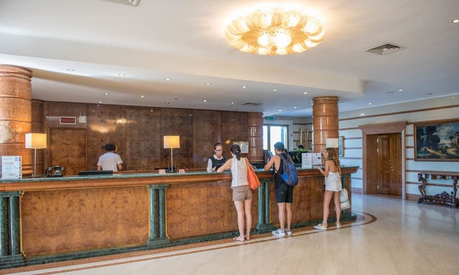 Hotel Catullo