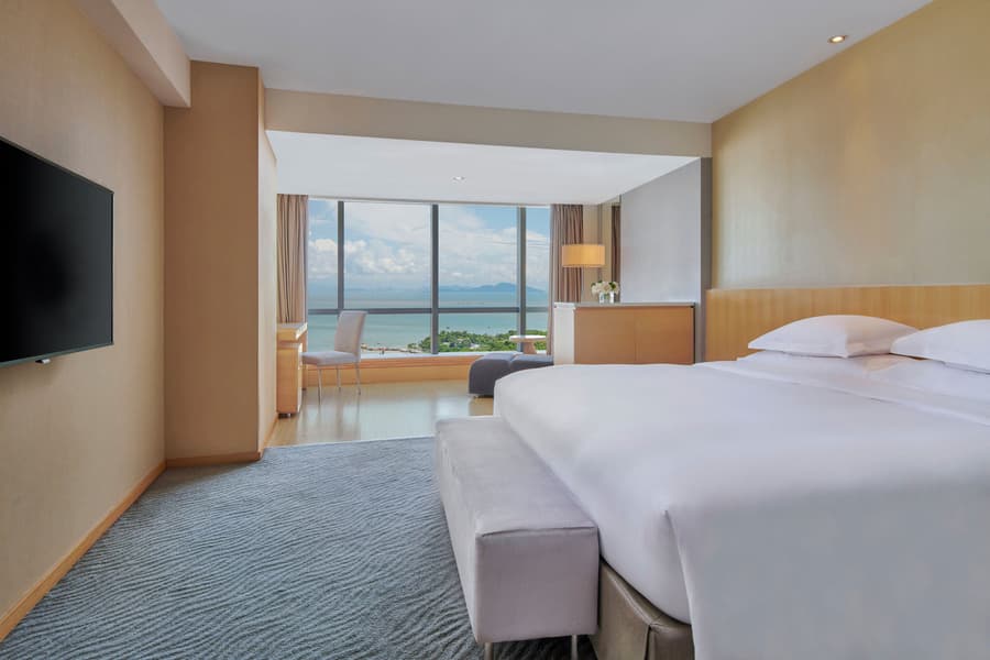 Crowne Plaza Zhuhai City Center by IHG