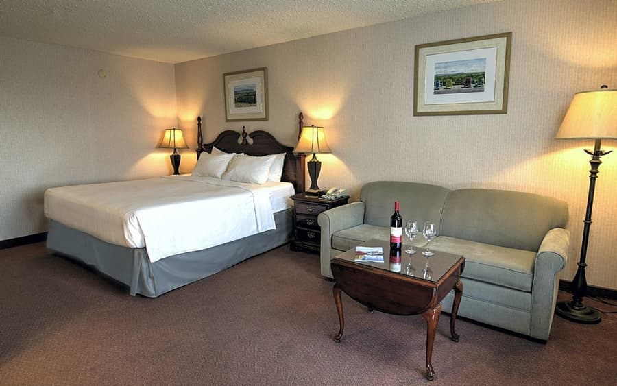 Old Orchard Inn