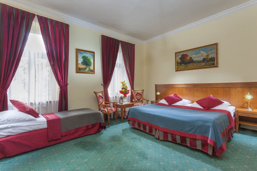 Green Garden Hotel