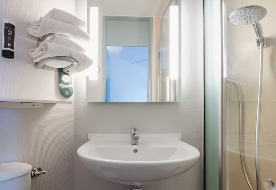 B&B HOTEL Rennes Est Cesson Sévigné 3 étoiles