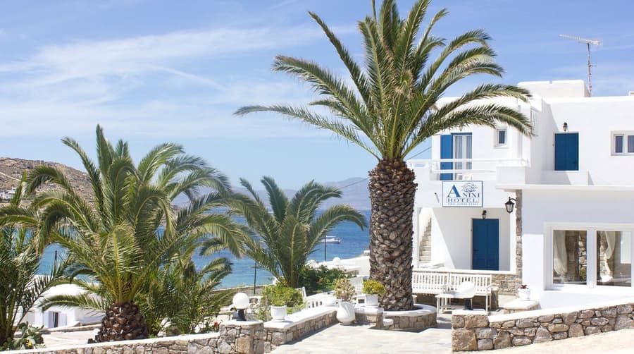 Anixi Hotel