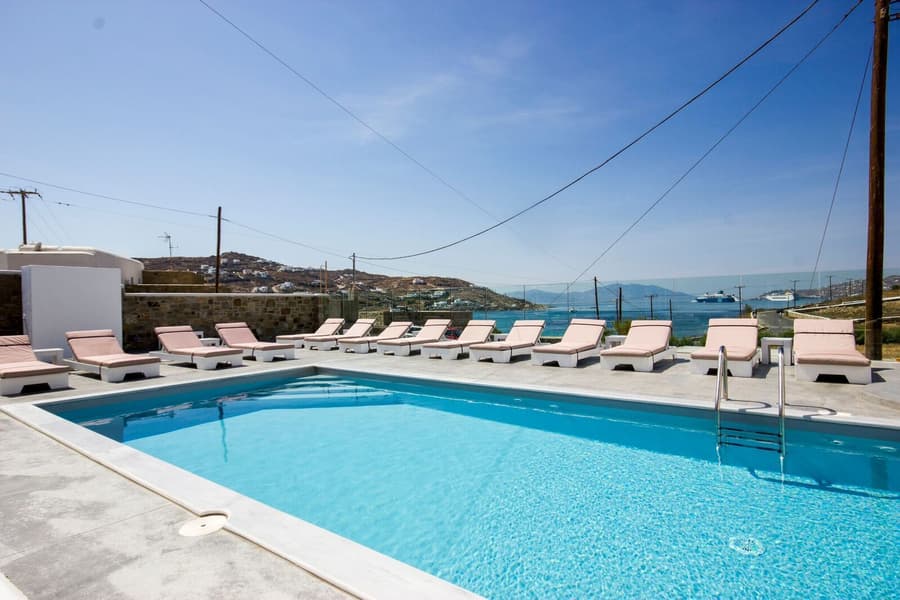 Anixi Hotel