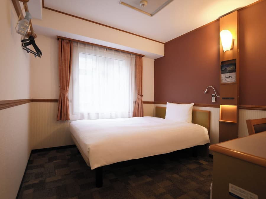 Toyoko Inn Kanazawa Kenrokuen Korimbo