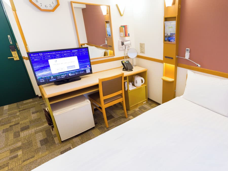 Toyoko Inn Kanazawa Kenrokuen Korimbo