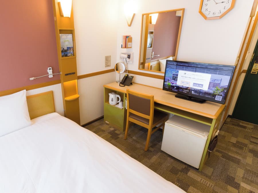 Toyoko Inn Kanazawa Kenrokuen Korimbo