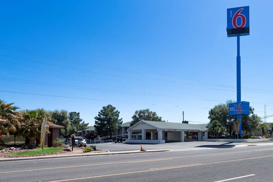 Motel 6 Kingman, AZ - Route 66 West