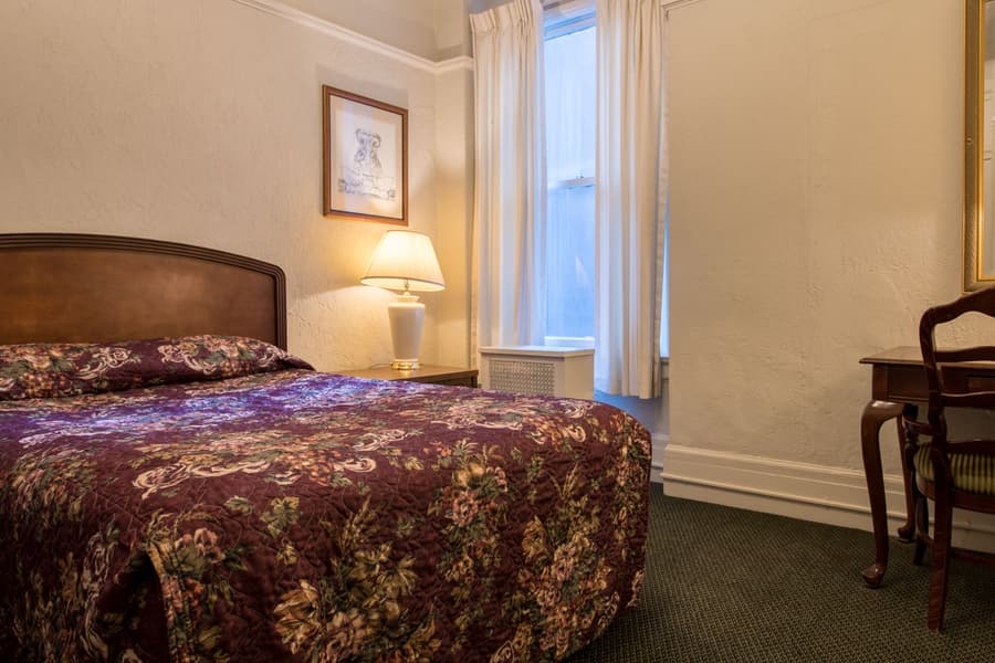Aida Plaza Hotel