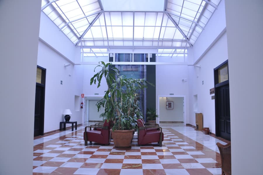 Senator Cadiz Hotel