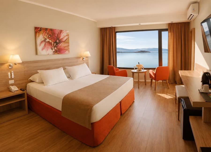Xelena Hotel & Suites