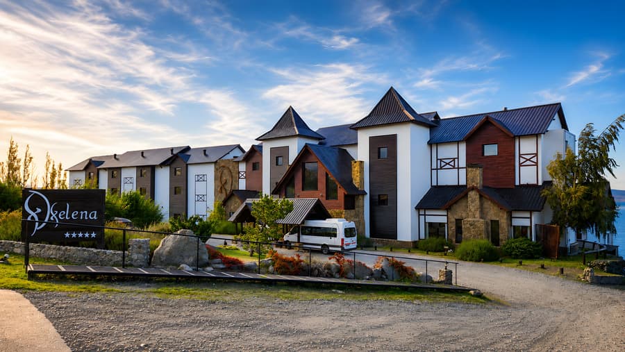 Xelena Hotel & Suites